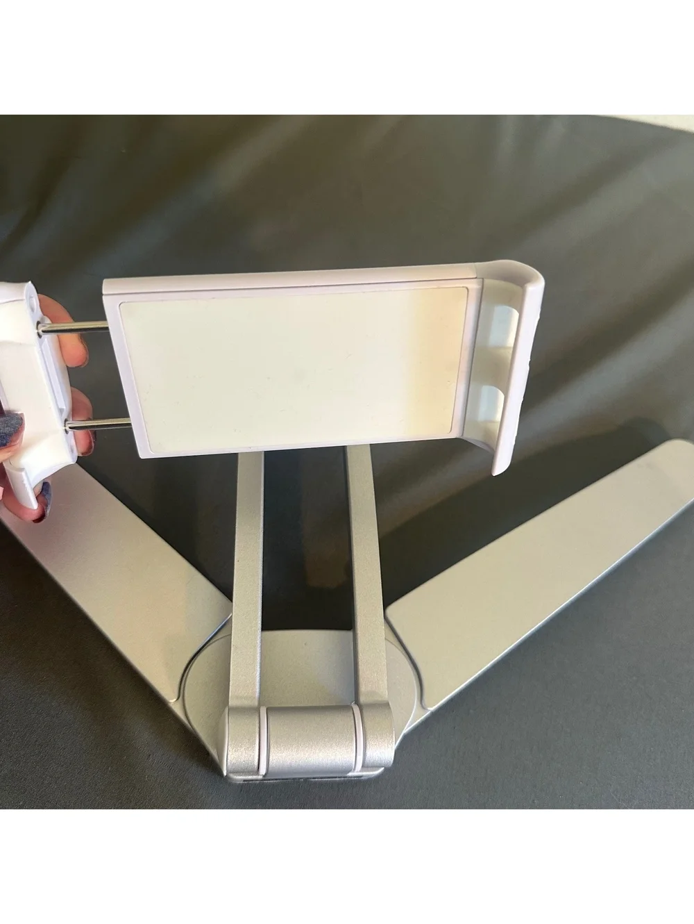 Create Room Adjustable Tablet Holder